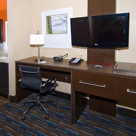 Holiday Inn Express Fulton By Ihg Exterior photo