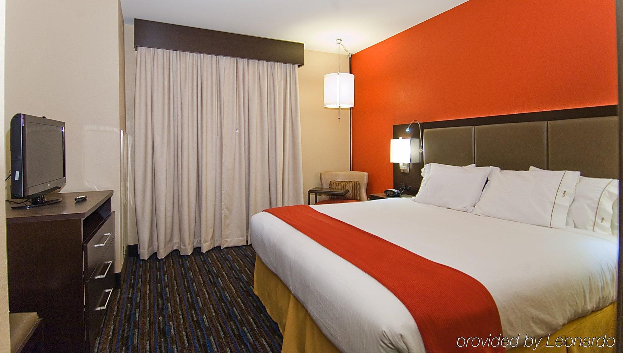 Holiday Inn Express Fulton By Ihg Room photo